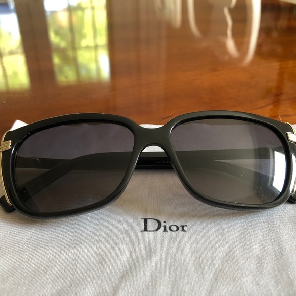 Dior Sunglasses (+ Box & Cleaning Cloth) - Picture 5 of 5
